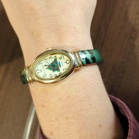 Bay Studios Christmas Tree Watch Hinged Green Acrylic Bangle Cuff - Picture 5 of 7